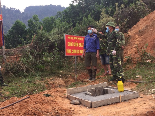 Chiến sỹ biên phòng Nghệ An ngày đêm chốt chặn đường mòn, lối mở biên giới - 16 Chiến sỹ biên phòng Nghệ An ngày đêm chốt chặn đường mòn, lối mở biên giới - 16