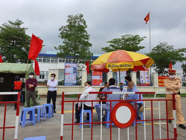 Hai Phong continues to control people and vehicles from the local area - 2