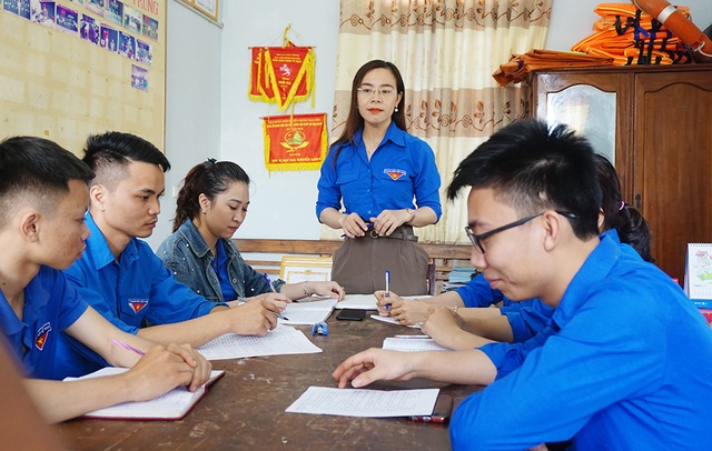 Nghệ An: Nữ bí thư Đoàn duy nhất nhận giải thưởng Lý Tự Trọng 2019 - 2 Nghệ An: Nữ bí thư Đoàn duy nhất nhận giải thưởng Lý Tự Trọng 2019 - 2