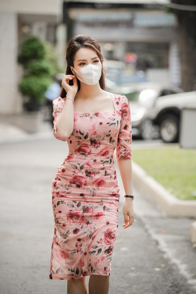 Bận rộn đưa tin về Covid-19, Thuỵ Vân phải nhờ bố mẹ cho con học online - 6 Bận rộn đưa tin về Covid-19, Thuỵ Vân phải nhờ bố mẹ cho con học online - 6