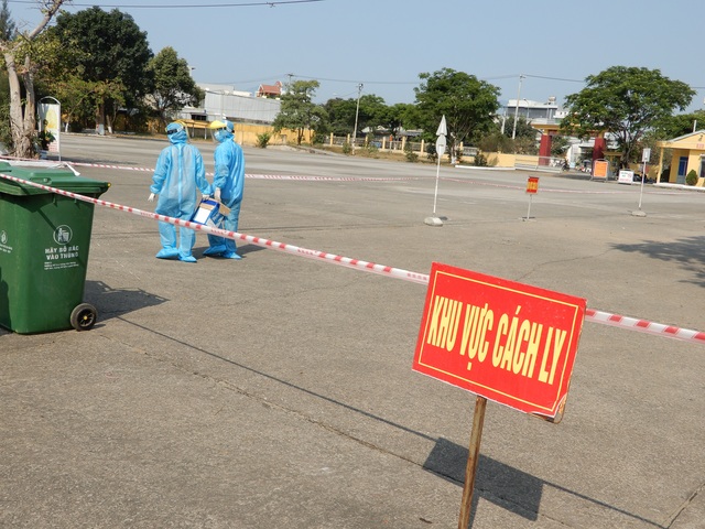 Cô gái từ Thụy Điển về Đà Nẵng nhiễm virus SARS-CoV-2 như thế nào? - 1 Cô gái từ Thụy Điển về Đà Nẵng nhiễm virus SARS-CoV-2 như thế nào? - 1