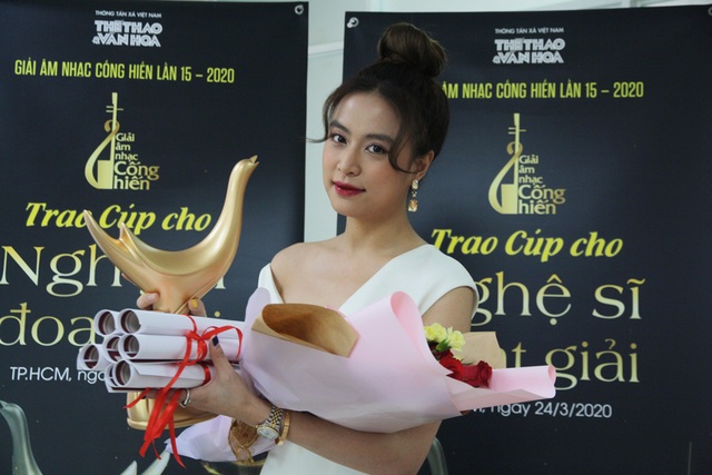 Hoàng Thùy Linh xuất sắc đoạt 4 giải Âm nhạc Cống hiến - Ảnh minh hoạ 2