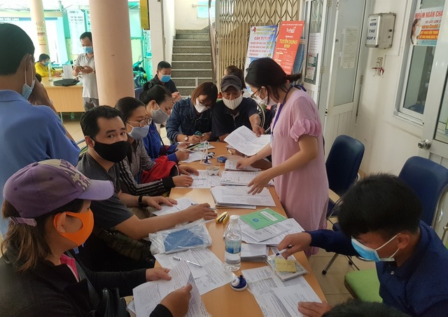 Khánh Hòa: Phát sinh hàng ngàn người đăng ký hưởng trợ cấp thất nghiệp - 1 Khánh Hòa: Phát sinh hàng ngàn người đăng ký hưởng trợ cấp thất nghiệp - 1
