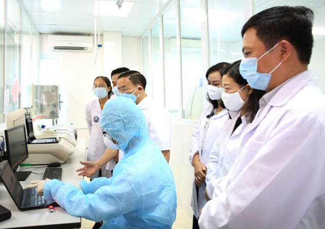 Nghệ An, Hà Tĩnh tự xét nghiệm các ca nghi nhiễm Covid-19 - 2 Nghệ An, Hà Tĩnh tự xét nghiệm các ca nghi nhiễm Covid-19 - 2