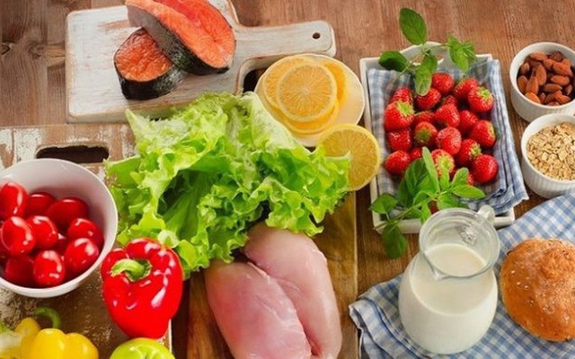 Có những loại thực phẩm nào cần tránh trong thực đơn hàng ngày cho bệnh nhân ung thư gan?
