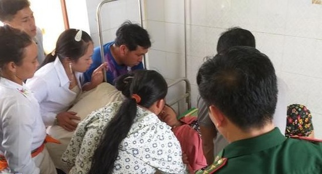 Người đàn ông có vợ và nữ sinh lớp 12 ăn lá ngón tự vẫn - 2 Người đàn ông có vợ và nữ sinh lớp 12 ăn lá ngón tự vẫn - 2