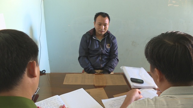 Bắt nhóm “siêu trộm” điện thoại, máy tính trị giá gần 1 tỷ đồng - 1 Bắt nhóm “siêu trộm” điện thoại, máy tính trị giá gần 1 tỷ đồng - 1