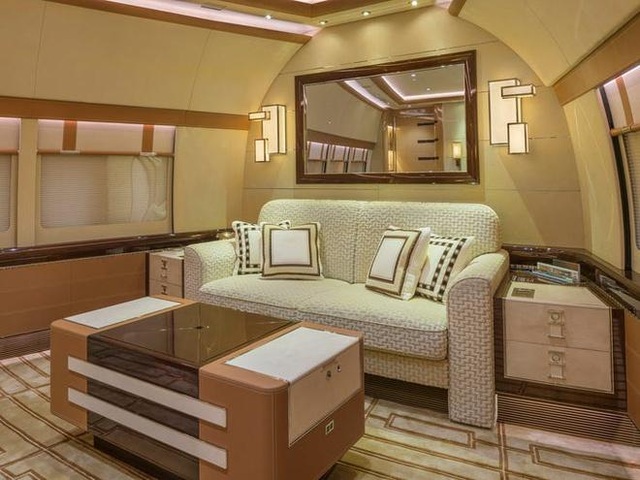 Khám phá nội thất xa xỉ bên trong chiếc máy bay tư nhân lớn nhất thế giới - 4 Khám phá nội thất xa xỉ bên trong chiếc máy bay tư nhân lớn nhất thế giới - 4