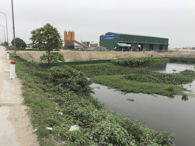 Đất nông nghiệp bị “cô lập” giữa dự án, dân tập trung phản đối - 1 Đất nông nghiệp bị “cô lập” giữa dự án, dân tập trung phản đối - 1