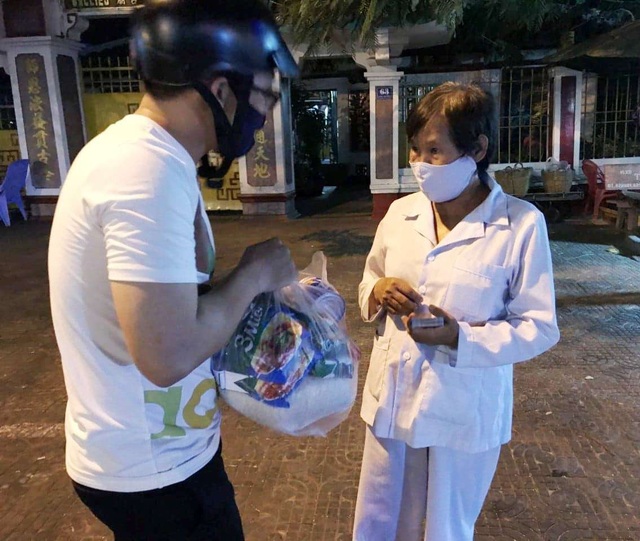 Tuổi trẻ Bạc Liêu “lan tỏa yêu thương” mùa dịch Covid-19 - 6 Tuổi trẻ Bạc Liêu “lan tỏa yêu thương” mùa dịch Covid-19 - 6