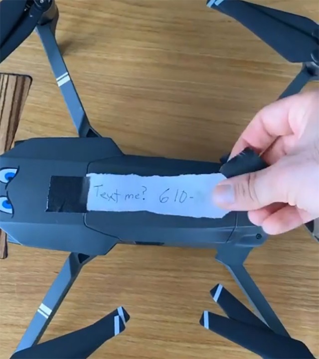 Chàng trai dùng drone, video call để hẹn hò trong mùa dịch Covid-19 - Ảnh minh hoạ 3