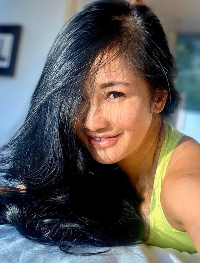 Sống tích cực mùa Covid- 19: Sao Việt tập gym, yoga, chăm sóc da tại nhà - 1 Sống tích cực mùa Covid- 19: Sao Việt tập gym, yoga, chăm sóc da tại nhà - 1