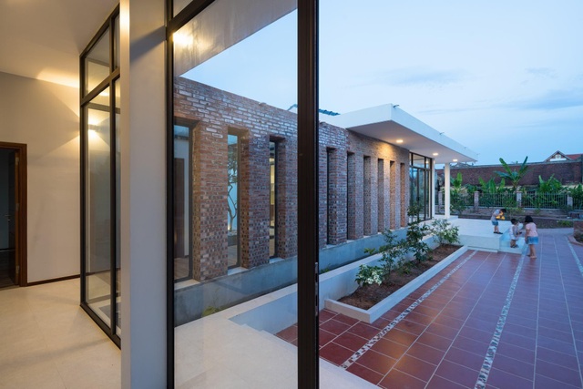 Chiêm ngưỡng nhà vườn từ gạch mộc, đẹp lạ giữa làng quê ở Thái Bình - 2 Chiêm ngưỡng nhà vườn từ gạch mộc, đẹp lạ giữa làng quê ở Thái Bình - 2