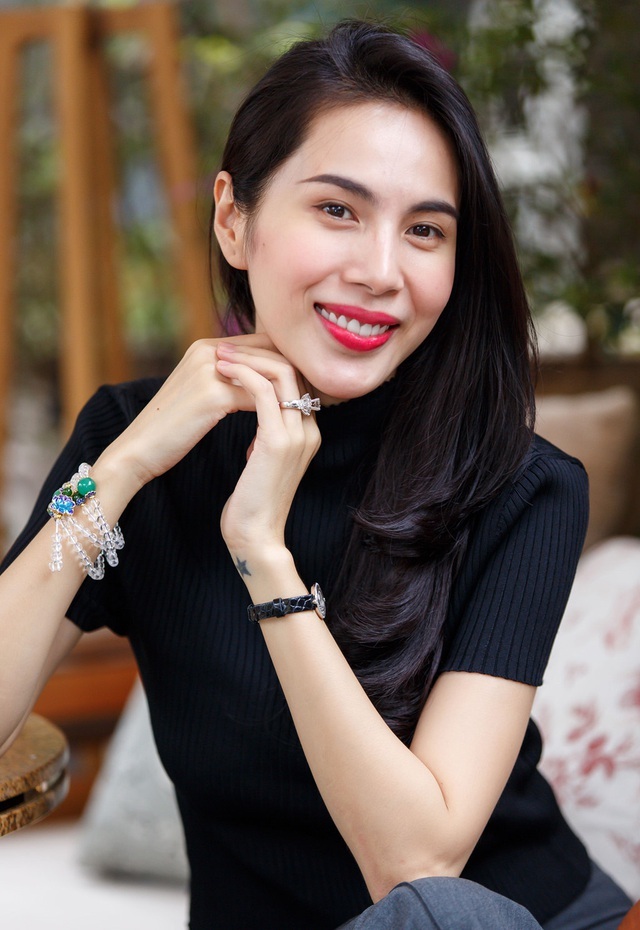 Chật vật mưu sinh, sao Việt vẫn làm nhiều “điều tử tế” giữa mùa dịch - 4 Chật vật mưu sinh, sao Việt vẫn làm nhiều “điều tử tế” giữa mùa dịch - 4