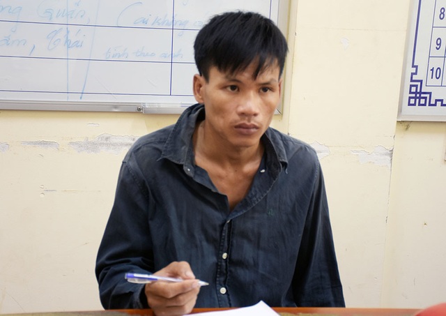 Nữ chủ quán cà phê bị tên cướp dùng kim xỏ xuyên miệng - 1 Nữ chủ quán cà phê bị tên cướp dùng kim xỏ xuyên miệng - 1