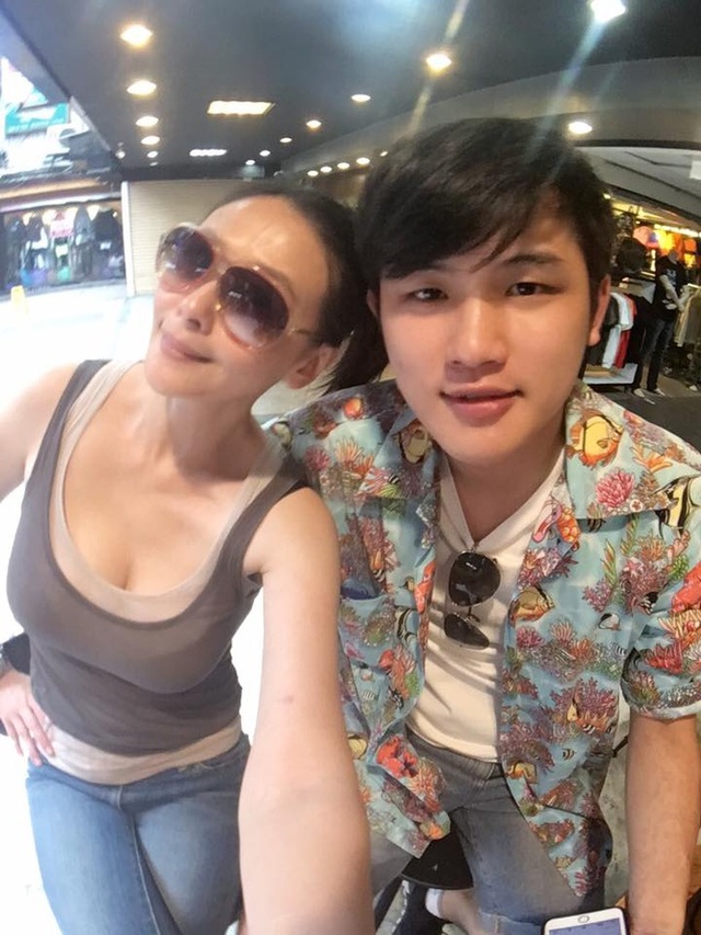 Nữ hoàng gợi cảm Tiêu Thục Thận bị ung thư tá tràng sau 3 năm kết hôn - 8 Nữ hoàng gợi cảm Tiêu Thục Thận bị ung thư tá tràng sau 3 năm kết hôn - 8