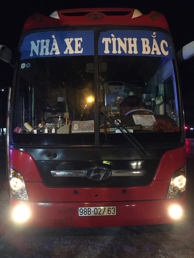 Vụ xe khách chở 30 người đi xuyên Việt: Tài xế khai báo gian dối - 1