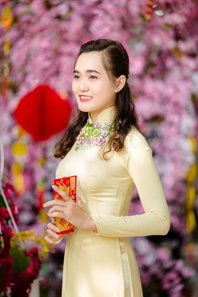 Ở nhà tránh Covid-19, cô gái Trà Vinh trang trí vườn dừa gây chú ý - 1 Ở nhà tránh Covid-19, cô gái Trà Vinh trang trí vườn dừa gây chú ý - 1