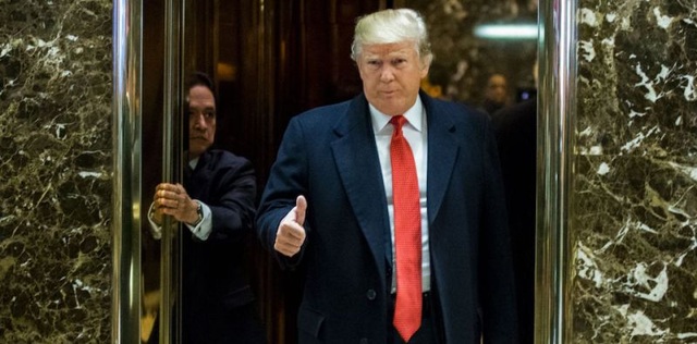 Forbes: Ông Trump thiệt hại 1 tỷ USD vì lệnh phong tỏa ngăn Covid-19