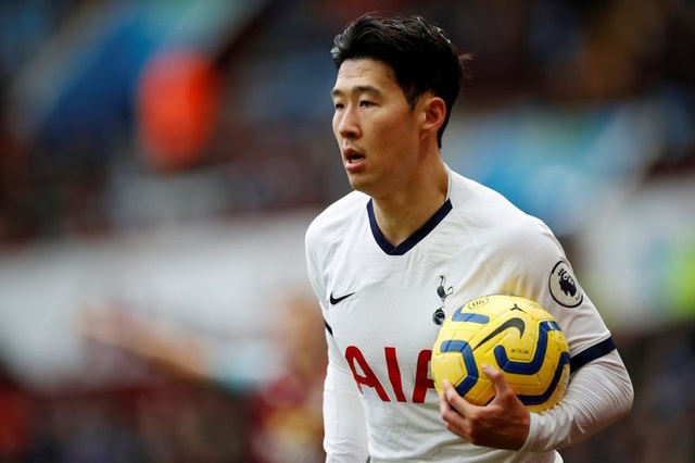 Son Heung-min mặc áo lính trong thời gian huấn luyện quân sự tại Hàn Quốc - 6 Son Heung-min mặc áo lính trong thời gian huấn luyện quân sự tại Hàn Quốc - 6