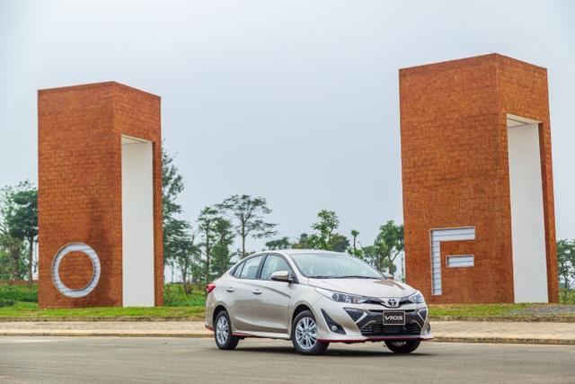 Bất chấp dịch bệnh, Toyota Vios vẫn đang giữ vững “ngôi vương” - 2 Bất chấp dịch bệnh, Toyota Vios vẫn đang giữ vững “ngôi vương” - 2