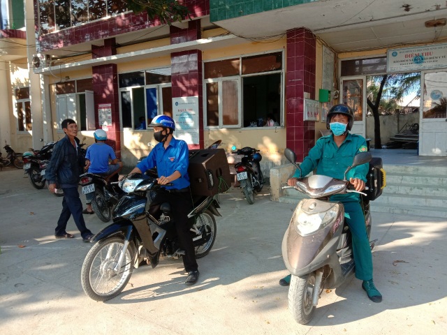 Sáng tạo tuyên truyền phòng chống Covid-19 bằng loa karaoke di động - 1 Sáng tạo tuyên truyền phòng chống Covid-19 bằng loa karaoke di động - 1