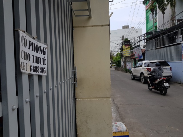 Sinh viên học trực tuyến, đồng loạt trả phòng trọ - 2 Sinh viên học trực tuyến, đồng loạt trả phòng trọ - 2