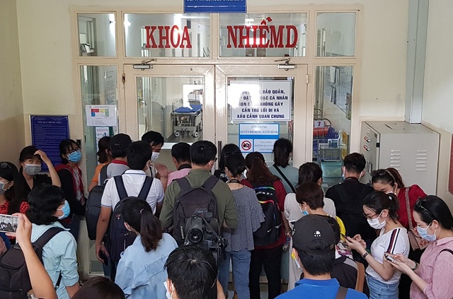 Dịch phế quản của phi công người Anh đã âm tính với virus gây bệnh Covid-19 - 1 Dịch phế quản của phi công người Anh đã âm tính với virus gây bệnh Covid-19 - 1
