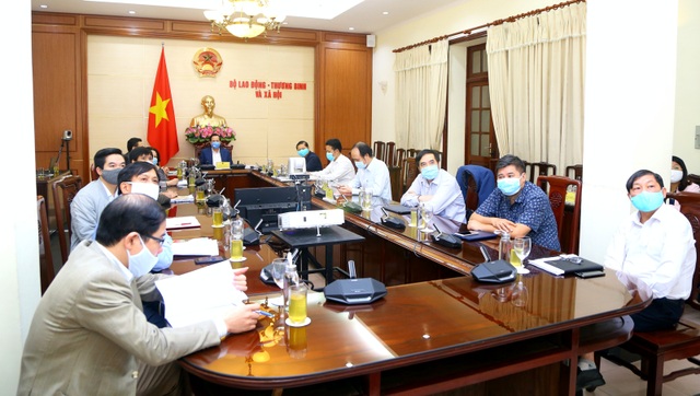 Chi hỗ trợ người dân cần ưu tiên, cấp bách nhưng không để lạc đường... - 1 Chi hỗ trợ người dân cần ưu tiên, cấp bách nhưng không để lạc đường... - 1