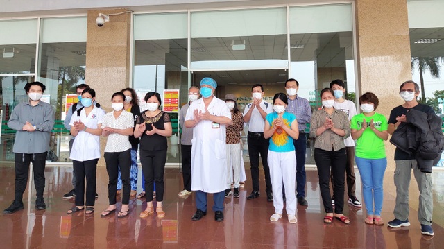 2 bệnh nhân Covid-19 nặng khỏi bệnh, cả nước 168 trường hợp bình phục - 2 2 bệnh nhân Covid-19 nặng khỏi bệnh, cả nước 168 trường hợp bình phục - 2