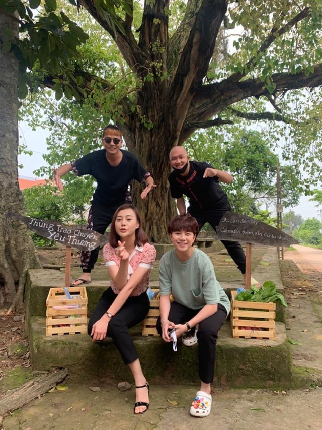 Phương Oanh công khai hôn bạn trai đắm đuối - 6 Phương Oanh công khai hôn bạn trai đắm đuối - 6