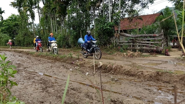 Người con của đồng bào Hrê được nhận giải thưởng Lý Tự Trọng - 3 Người con của đồng bào Hrê được nhận giải thưởng Lý Tự Trọng - 3