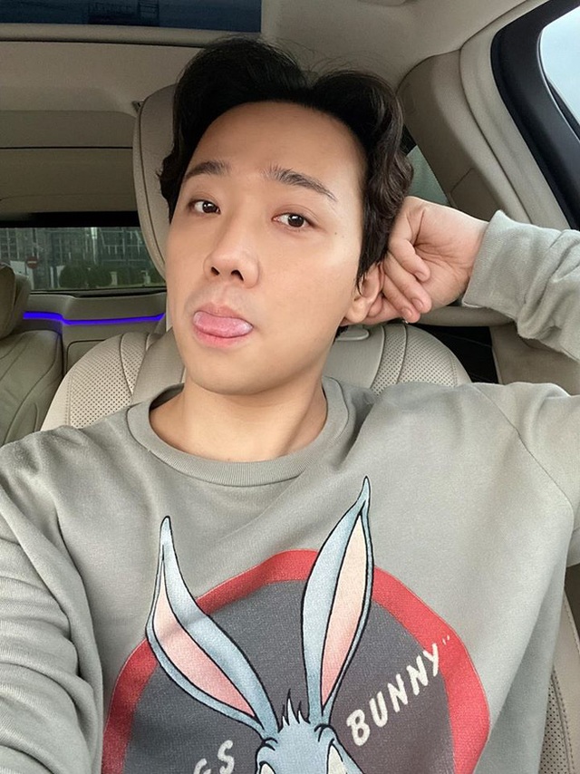 Lệ Quyên: “Ngay khi hết dịch sẽ hát 150 bài rồi ngất cũng sung sướng” - 6 Lệ Quyên: “Ngay khi hết dịch sẽ hát 150 bài rồi ngất cũng sung sướng” - 6
