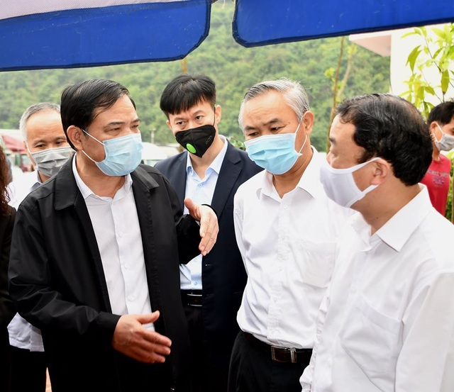 Bộ trưởng Nông nghiệp: Phía Nam tạm dừng đưa nông sản lên Lạng Sơn - 2 Bộ trưởng Nông nghiệp: Phía Nam tạm dừng đưa nông sản lên Lạng Sơn - 2