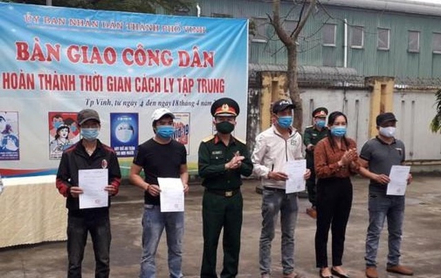 Nghệ An: Những công dân cuối cùng rời khu cách ly tập trung - 1 Nghệ An: Những công dân cuối cùng rời khu cách ly tập trung - 1
