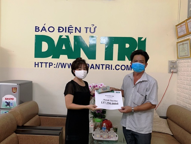 Trao gần 140 triệu đồng giúp đỡ chàng trai bị tai nạn thập tử nhất sinh - 1