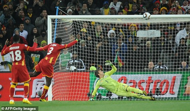 Asamoah Gyan bị ám ảnh suốt đời vì đá hỏng phạt đền ở World Cup 2010 - Ảnh minh hoạ 2