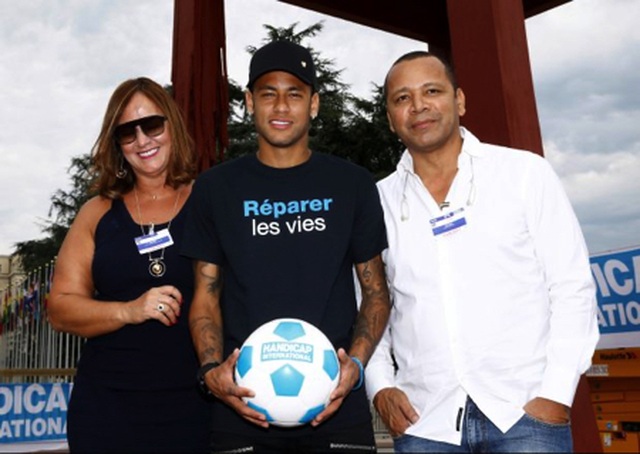 Những bí mật về gia đình Neymar - Nguồn sức mạnh giúp siêu sao PSG toả sáng