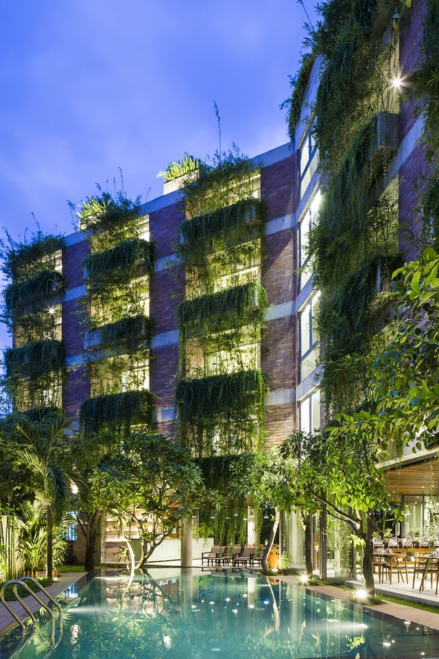 Những tòa nhà “phủ kín” cây xanh ấn tượng thế giới, Việt Nam cũng góp mặt - 12