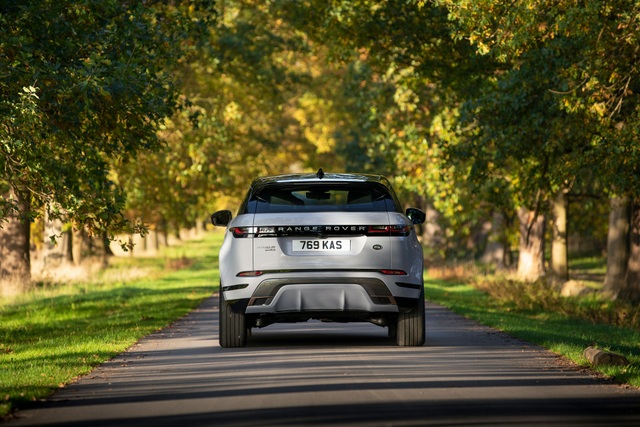 Thêm phiên bản plug-in hybrid cho Evoque và Discovery - 9