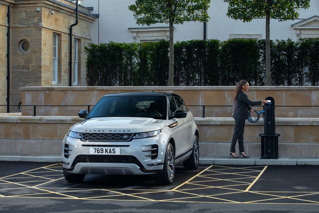 Thêm phiên bản plug-in hybrid cho Evoque và Discovery - 2