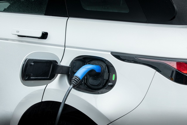 Thêm phiên bản plug-in hybrid cho Evoque và Discovery - 7