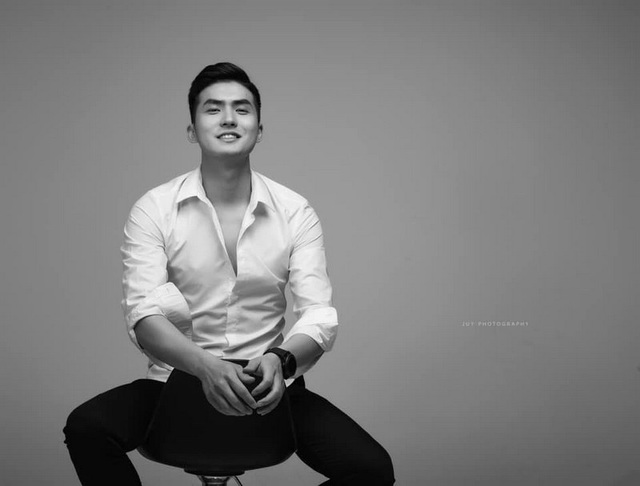 Thầy giáo khó tính nhưng đẹp trai như tài tử điện ảnh gây sốt - 7 Thầy giáo khó tính nhưng đẹp trai như tài tử điện ảnh gây sốt - 7