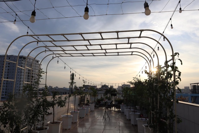 Phan Hiển tiết lộ chi hơn trăm triệu đồng để vợ chồng có góc “hẹn hò” - 8