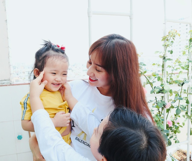 Phan Hiển tiết lộ chi hơn trăm triệu đồng để vợ chồng có góc “hẹn hò” - 11