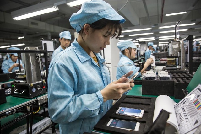 Ấn Độ và Việt Nam cạnh tranh vị thế “công xưởng smartphone” của Trung Quốc