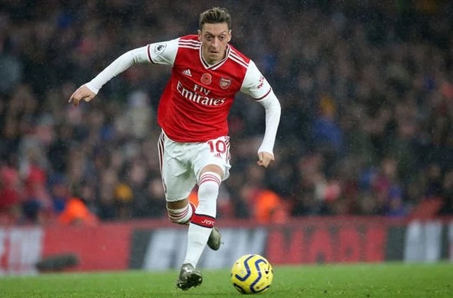 Ozil có thể bị cô lập vì không theo số đông ở Arsenal - 2 Ozil có thể bị cô lập vì không theo số đông ở Arsenal - 2