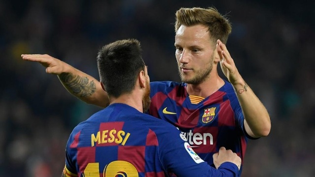 Napoli sẵn sàng “giải cứu” Rakitic khỏi Barcelona - 1