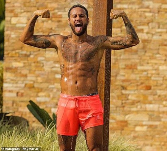 Neymar: Tôi nhớ bóng đá đến phát điên - 1