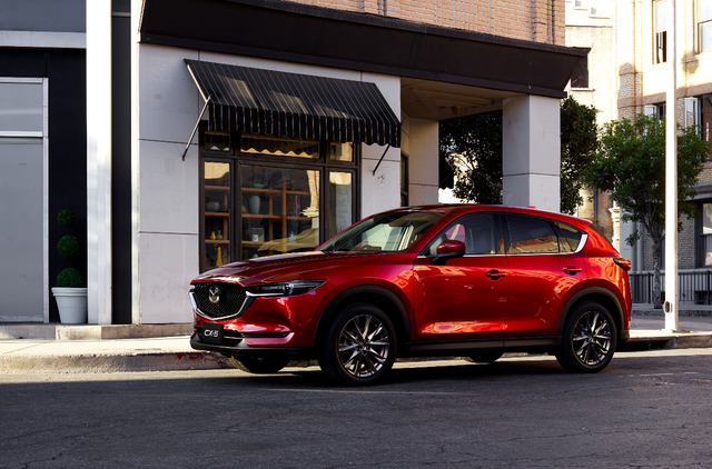 Mazda CX-5 – SUV 5 chỗ phong cách và thực dụng - 1